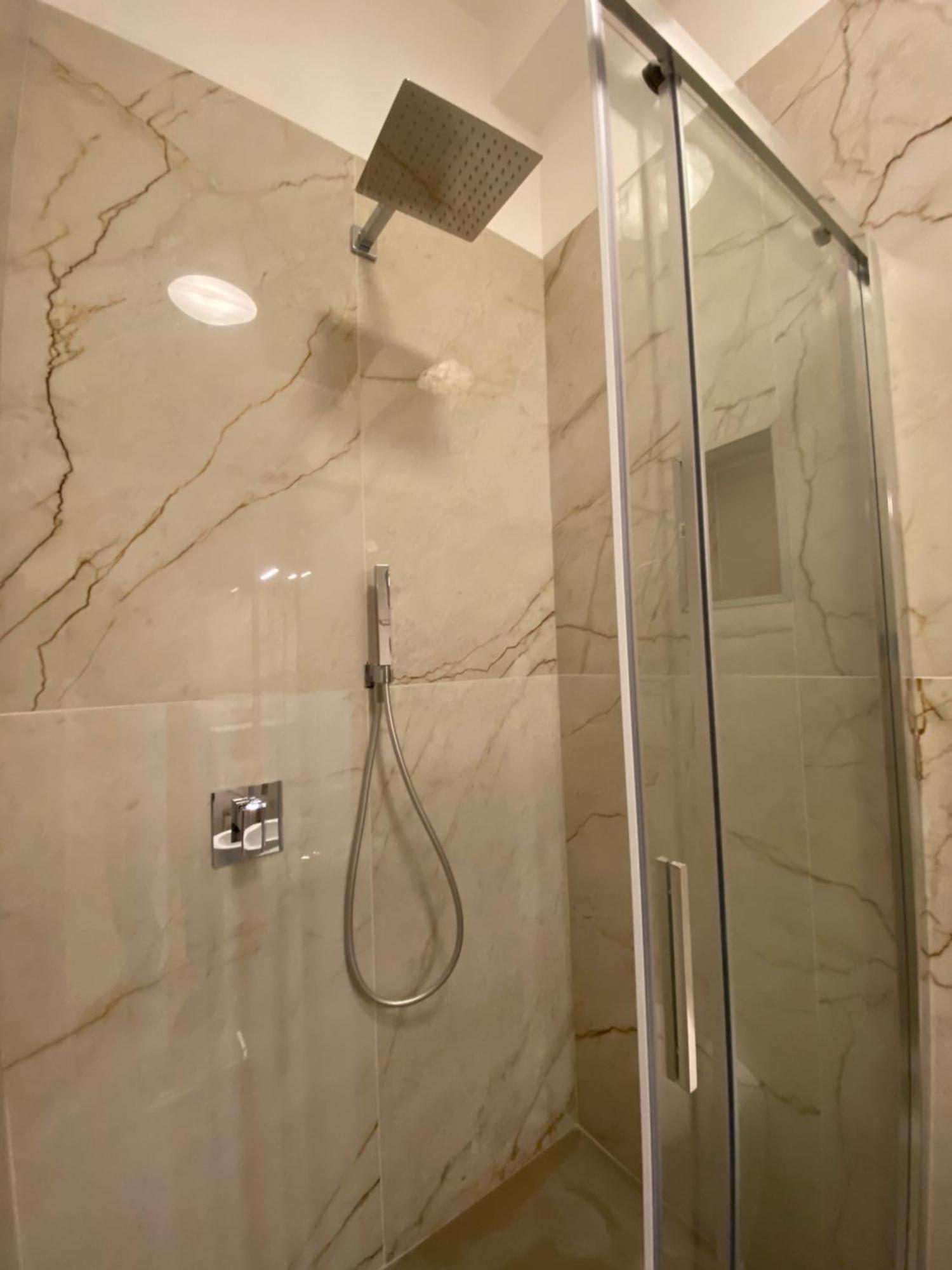 Paura Suite Apartment Наполи Екстериор снимка