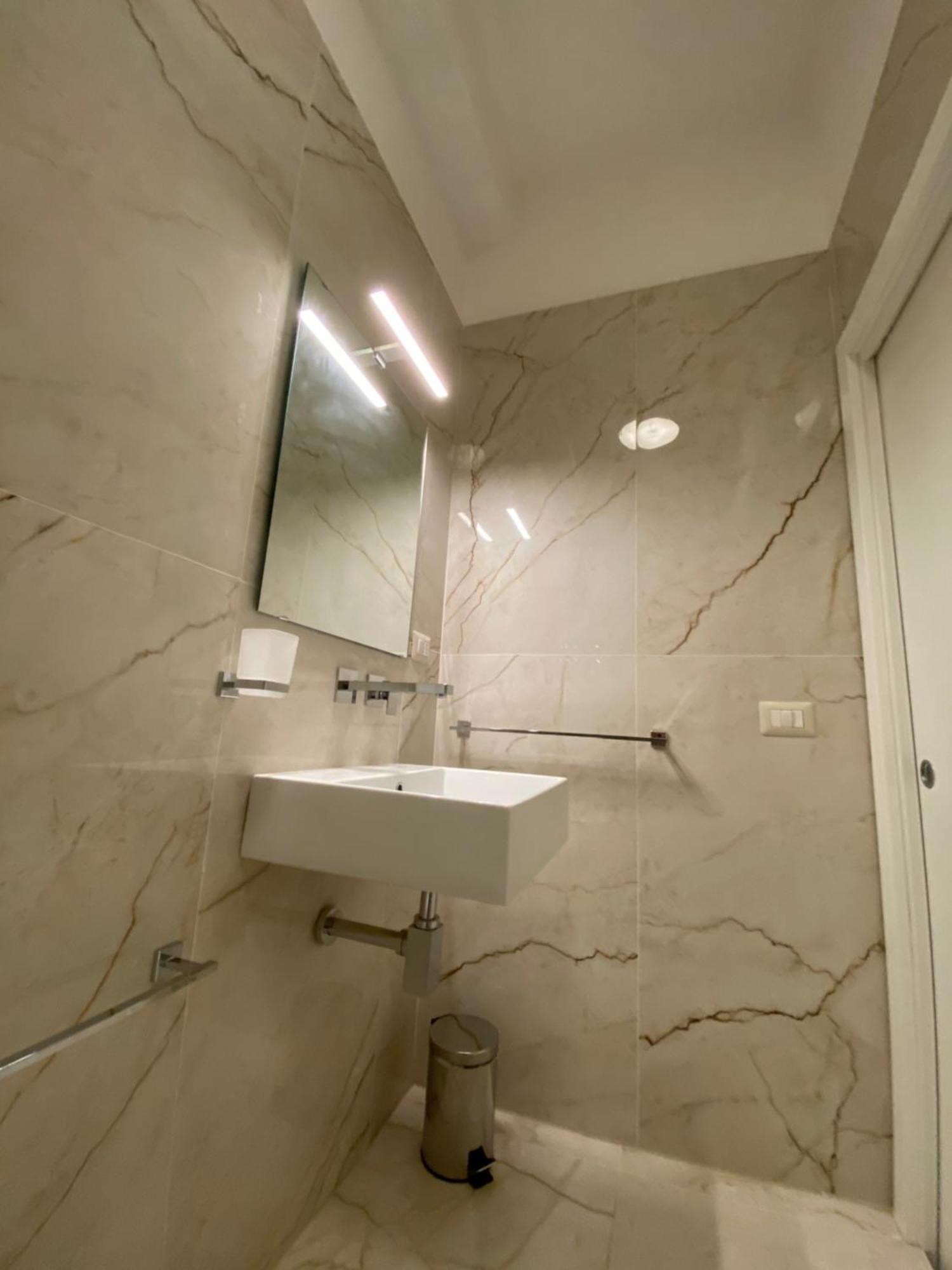 Paura Suite Apartment Наполи Екстериор снимка