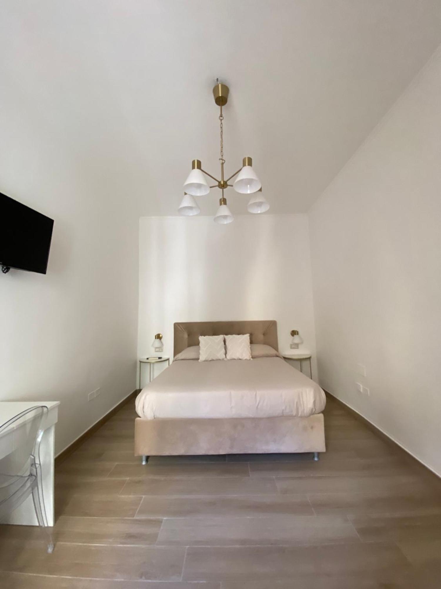 Paura Suite Apartment Наполи Екстериор снимка