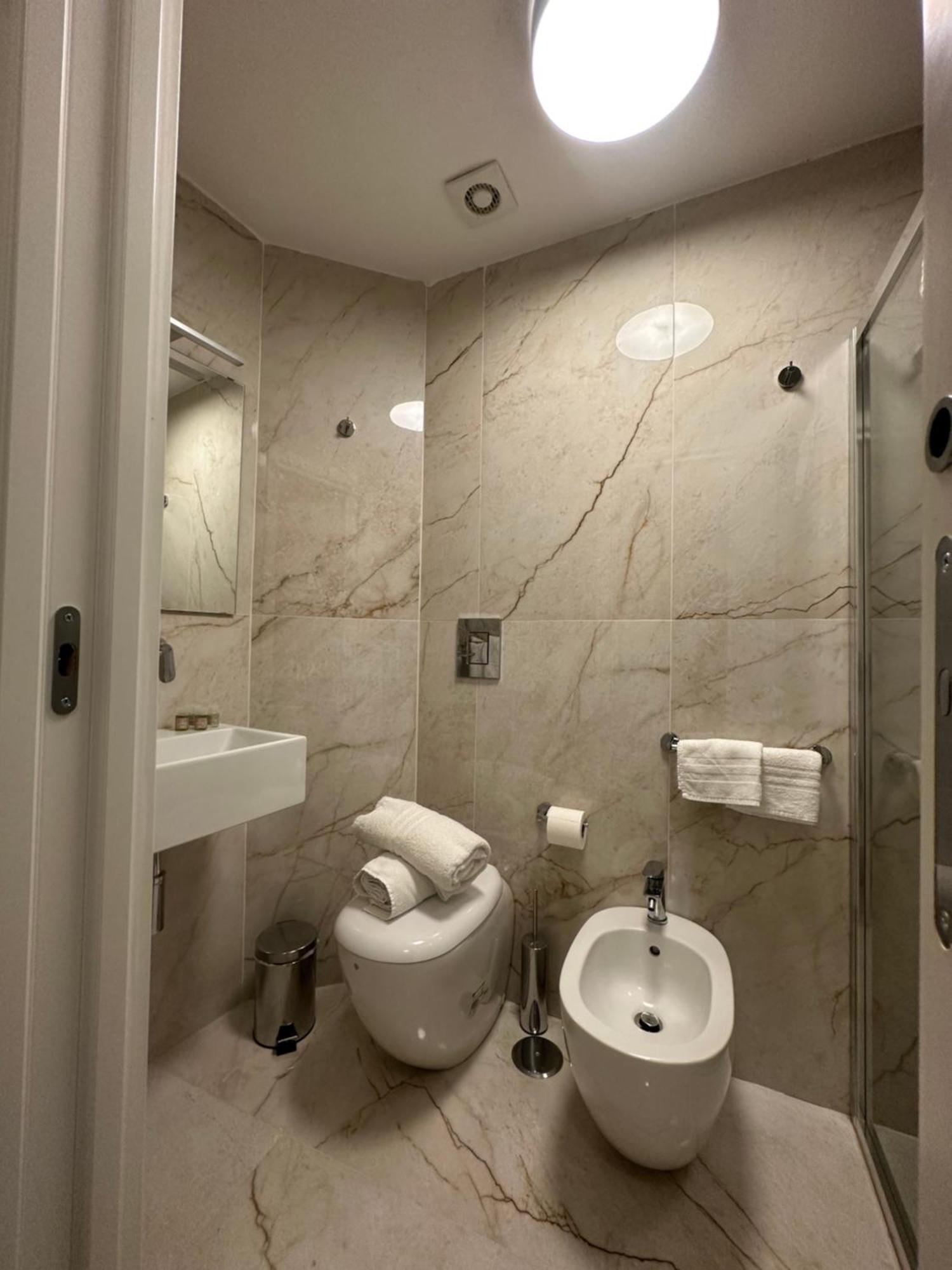 Paura Suite Apartment Наполи Екстериор снимка