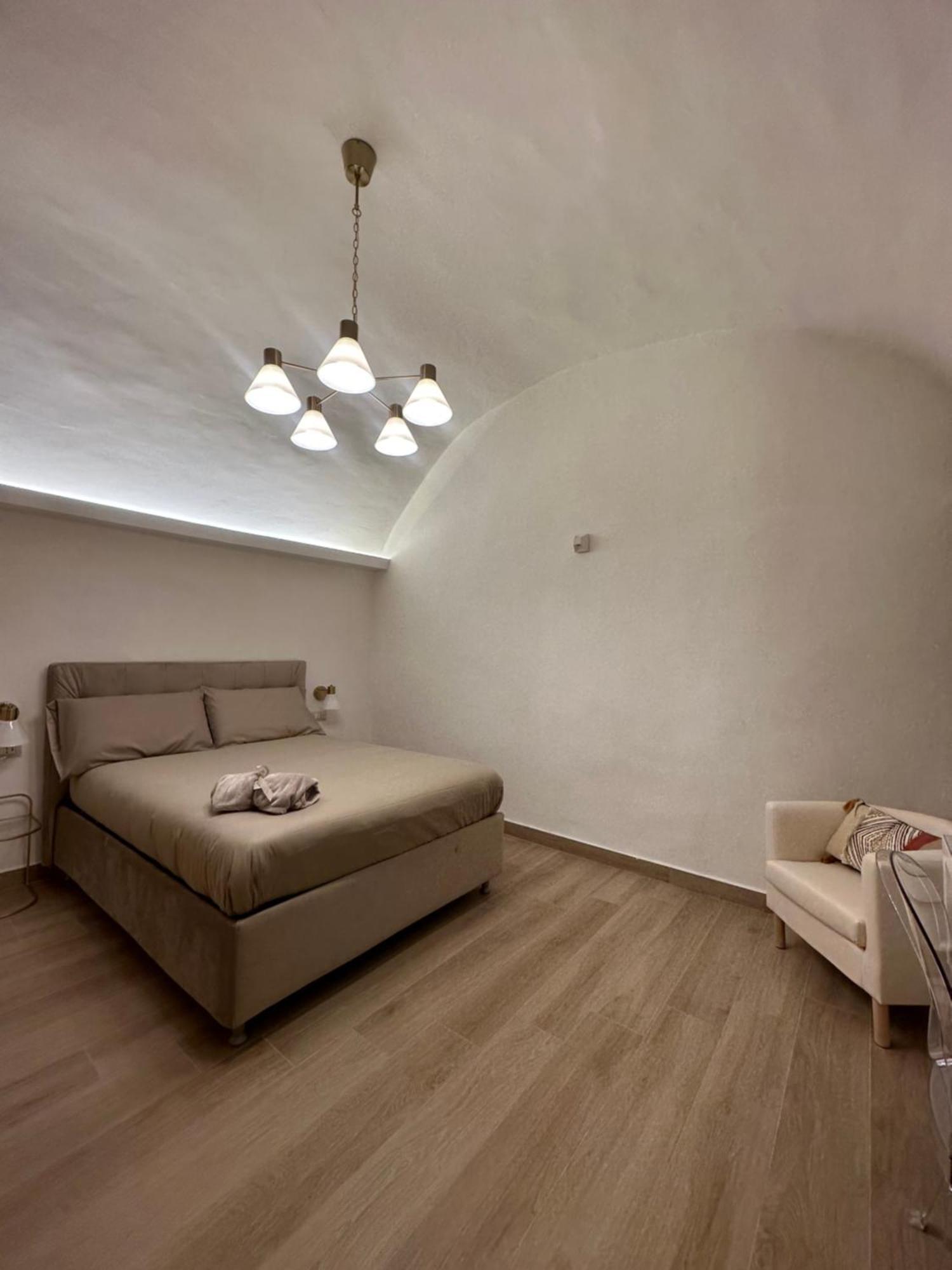 Paura Suite Apartment Наполи Екстериор снимка