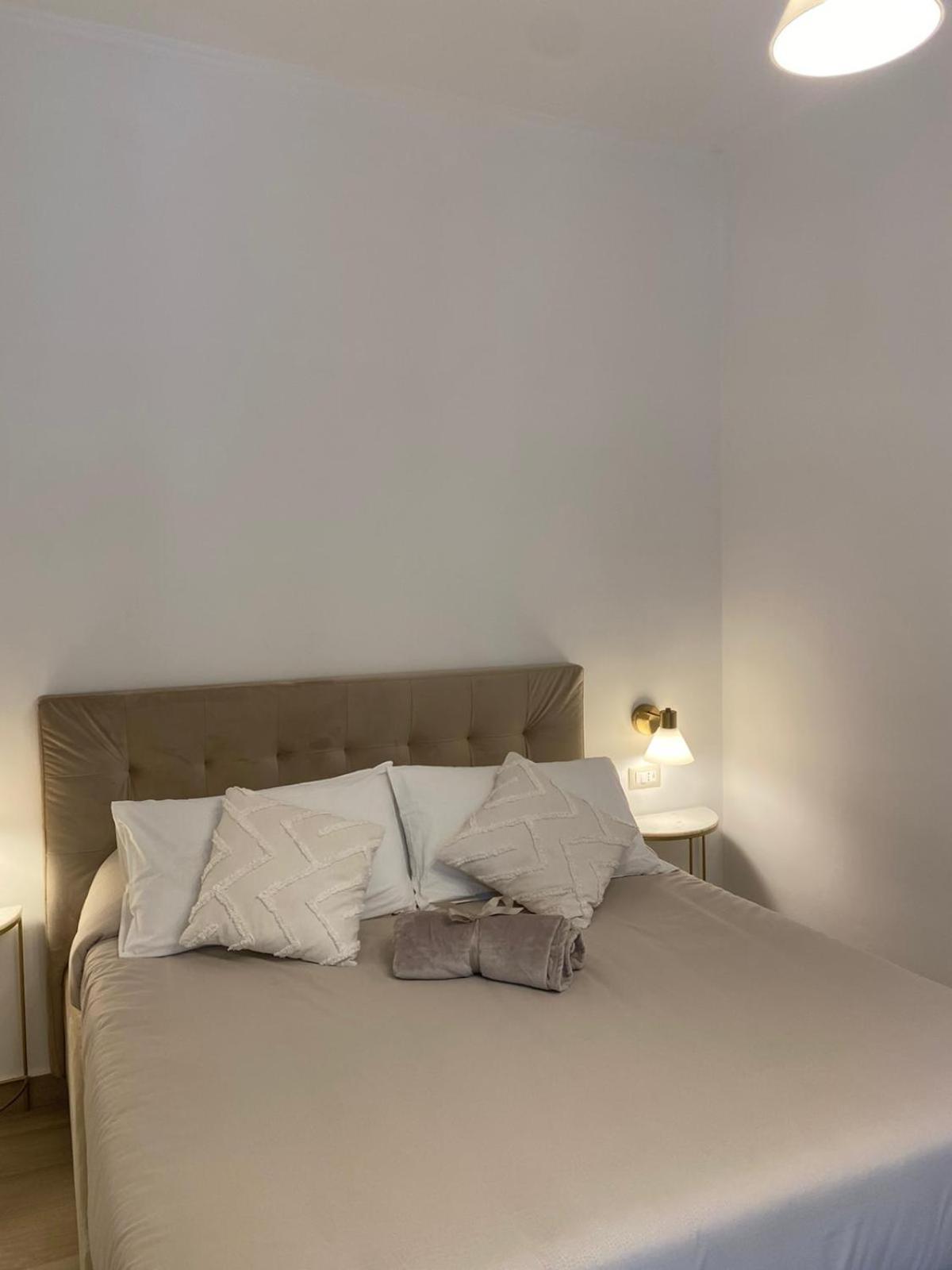 Paura Suite Apartment Наполи Екстериор снимка