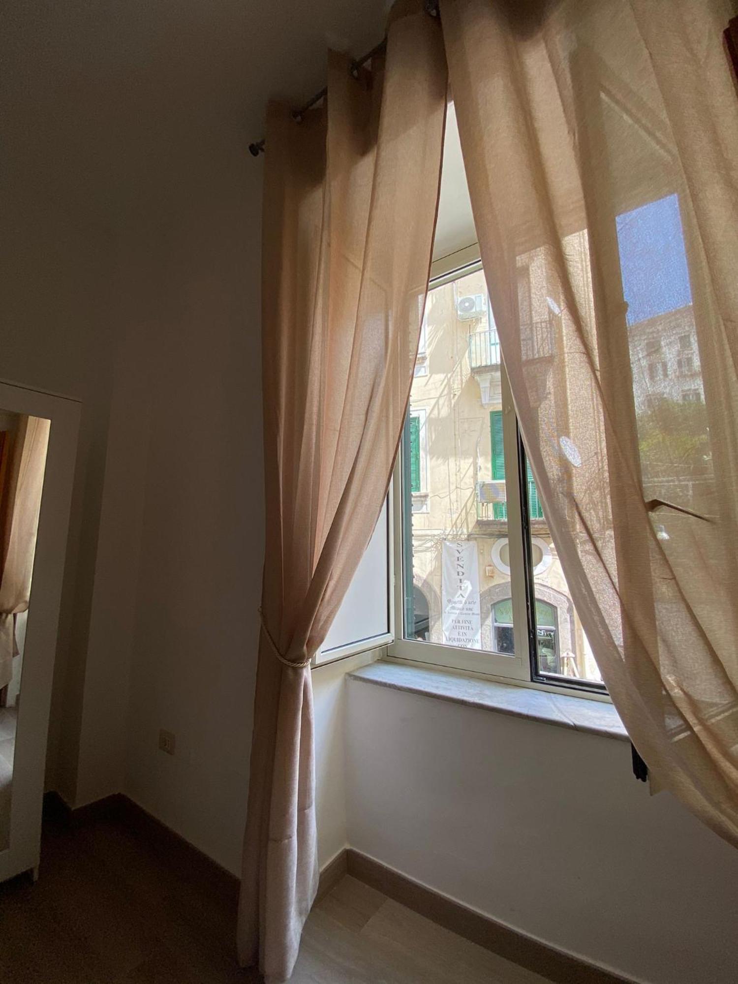 Paura Suite Apartment Наполи Екстериор снимка