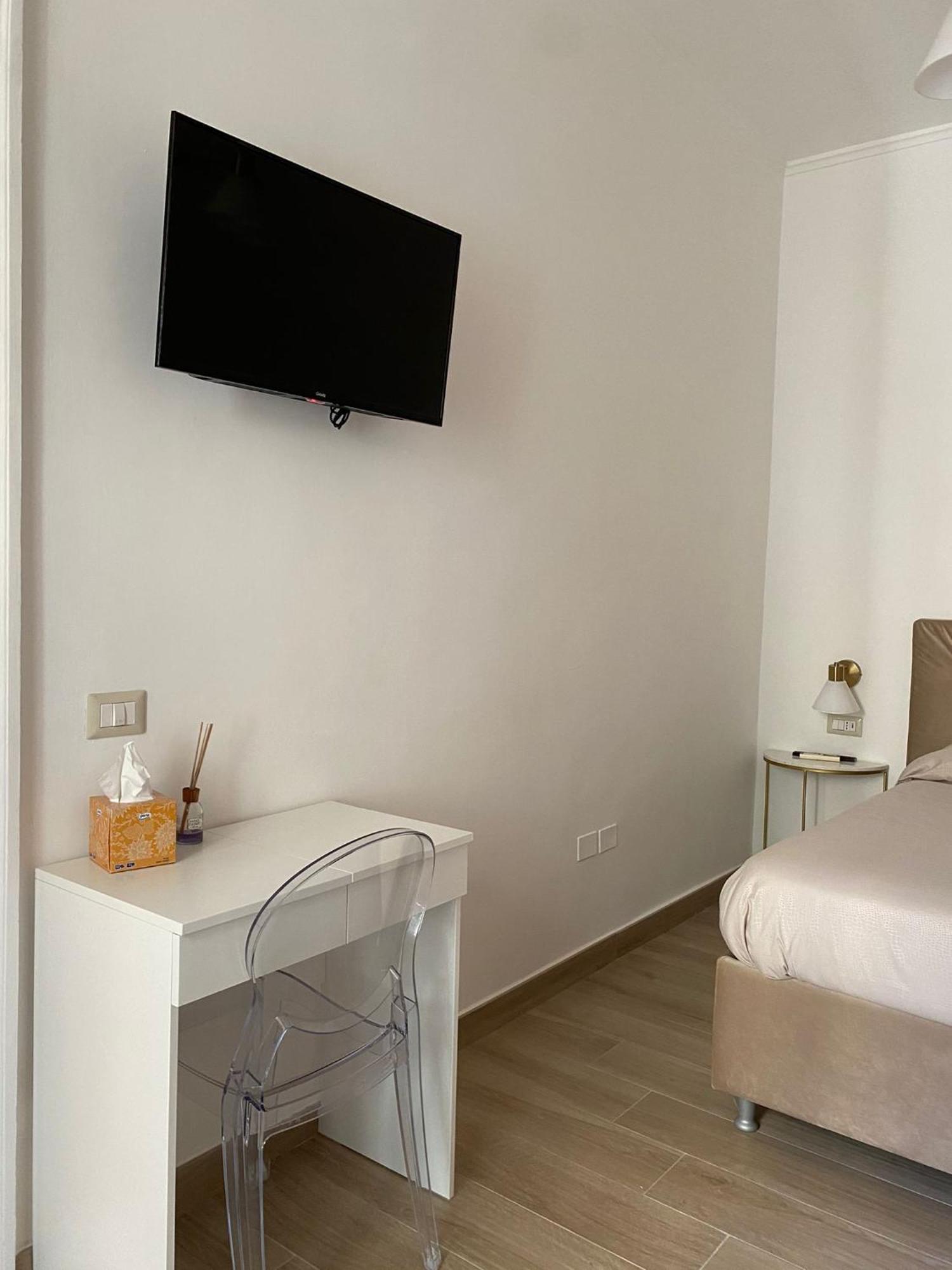 Paura Suite Apartment Наполи Екстериор снимка